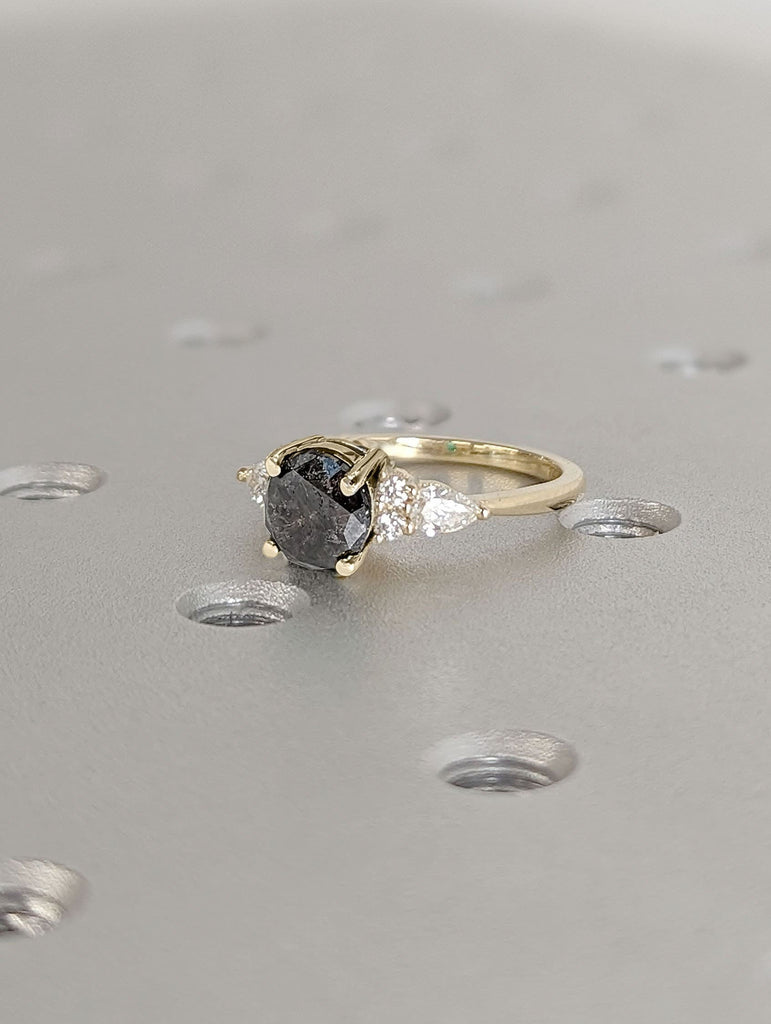 1ct Round Salt and Pepper Diamond 14K Yellow Gold Moissanite Clusters Engagement Ring