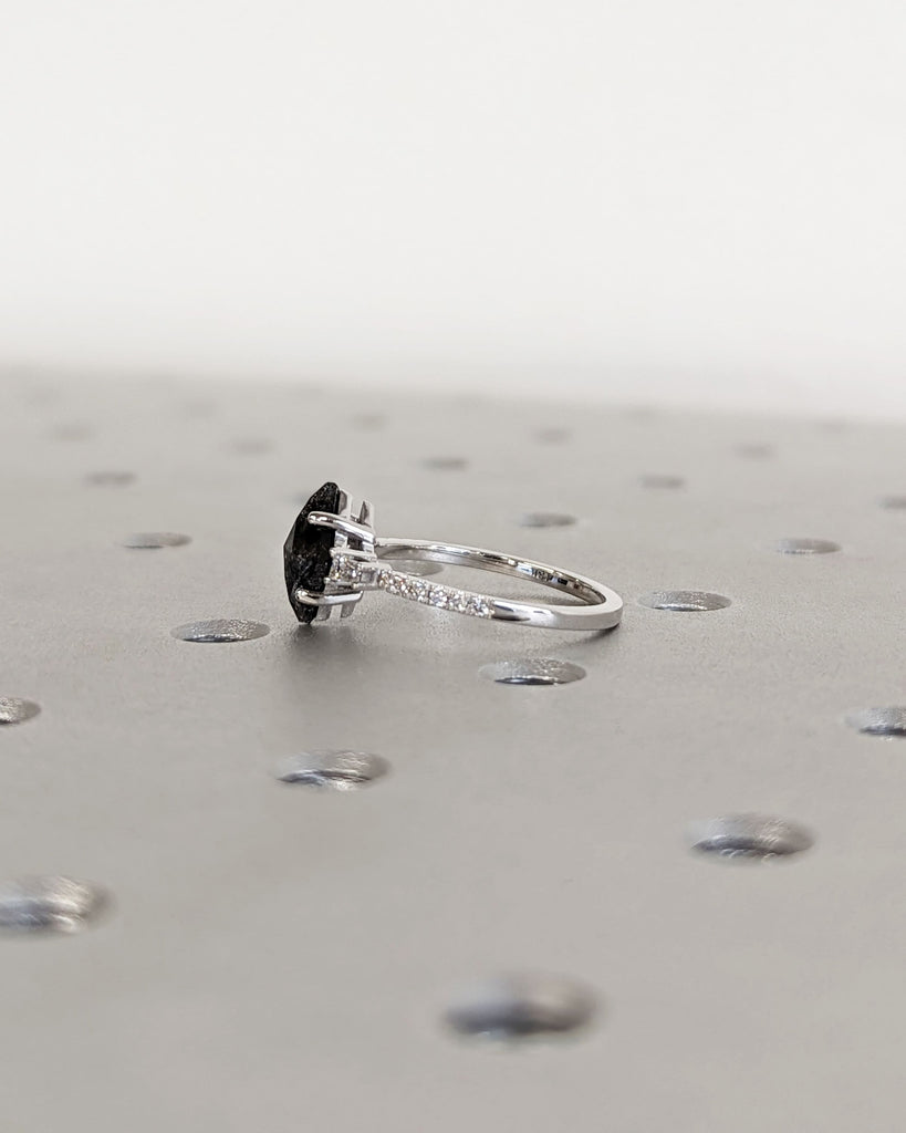 Raw Diamond Kite Baguette Diamond, Salt and Pepper, Unique Engagement Ring, Rose Cut Geometric Diamond Ring, 18k Gold, Custom Crafted Ring