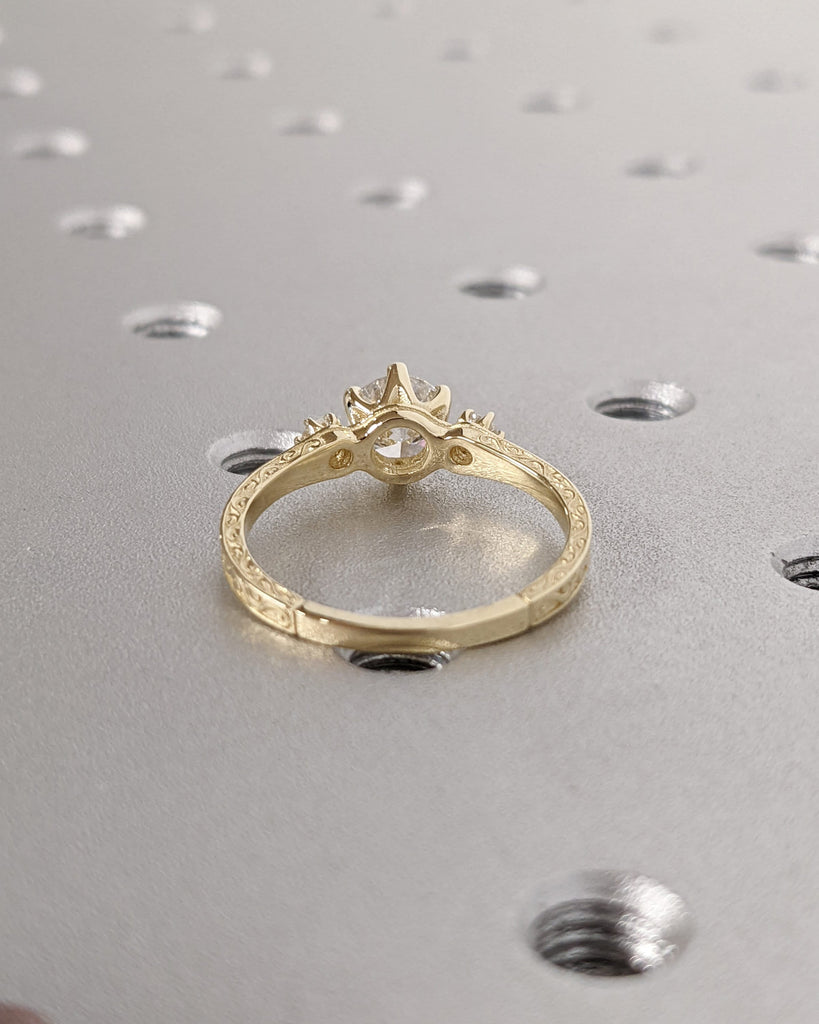 Moissanite 14k Real Gold Moissanite Diamonds Dainty Round 3 Stone Engagement Ring, Cluster Ring, Filigree Band, Hand Carved Design, Trellis