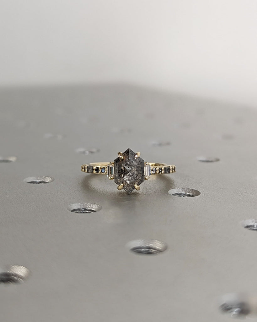 Raw Diamond Hexagon Baguette Diamond, Grey Salt and Pepper, Unique Retro Engagement Ring, Rose Cut Geometric Diamond Ring, 14k Yellow Gold