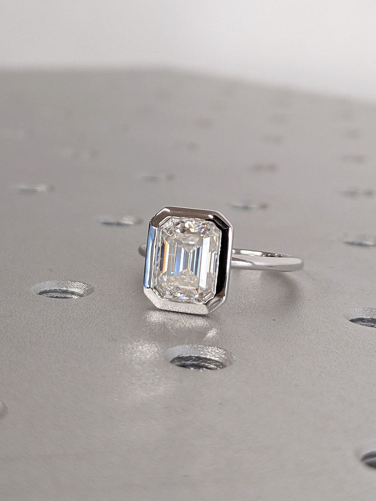 2.5ct Emerald cut Lab Created Diamond Solitare Bezel Set Engagement Ring 14K White Gold