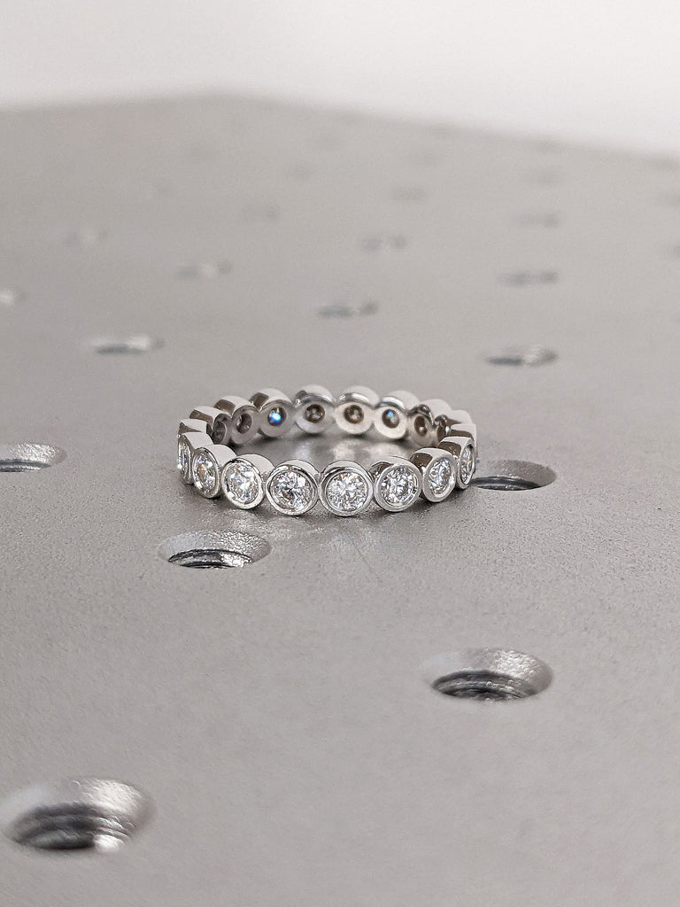 18K White Gold Bezel Set Round Moissanite Eternity Ring for Her