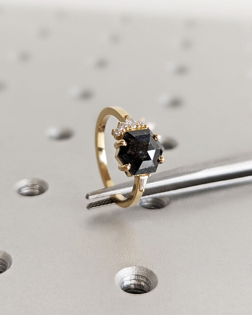 Cluster Ring in 18K Yellow Gold / Geometric Hexagon Grey Salt and Pepper Diamond Cluster Ring / Multi Stone Engagement Ring / Modern Design