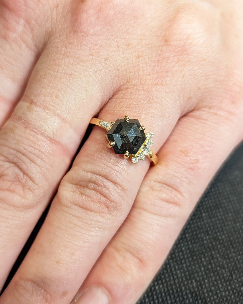 Cluster Ring in 18K Yellow Gold / Geometric Hexagon Grey Salt and Pepper Diamond Cluster Ring / Multi Stone Engagement Ring / Modern Design