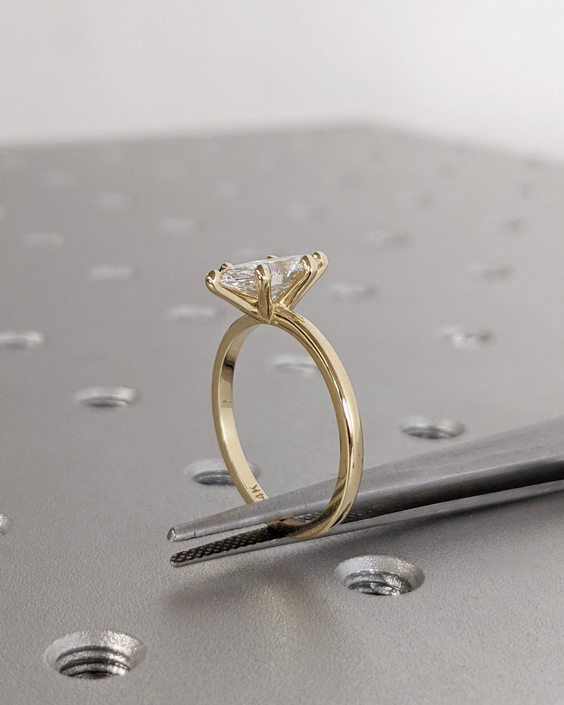 Marquise Engagement Ring, Marquise Lab Grown Diamond, Classic Solitaire Engagement Ring, Wedding Ring Anniversary Ring 14K Solid Yellow Gold