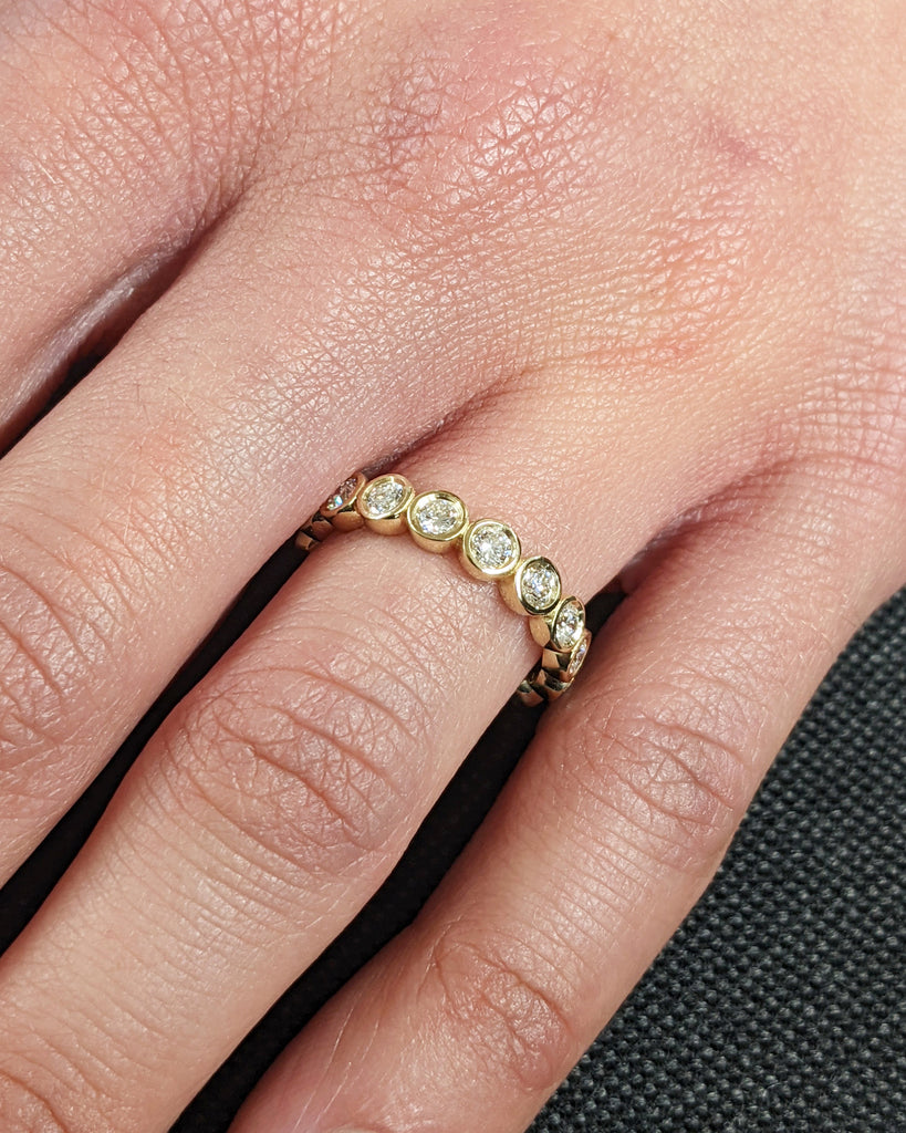 14k 18k Gold Full Diamond Moissanite Eternity Ring, Stackable Ring Wedding Band, Bezel Set Ring for Her, Dainty Wedding Engagement Ring