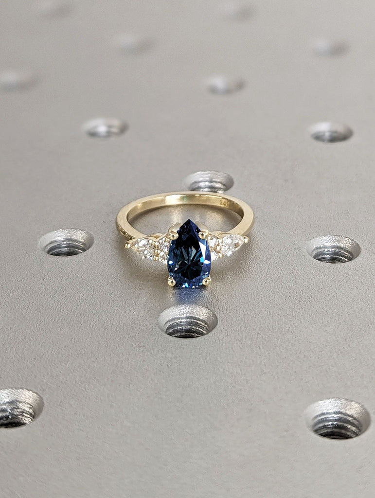 Tear Drop Blue Lab Grown Sapphire 14K 18K Yellow Gold Diamond Moissanite Clusters Cocktail Statement Ring Promise Ring