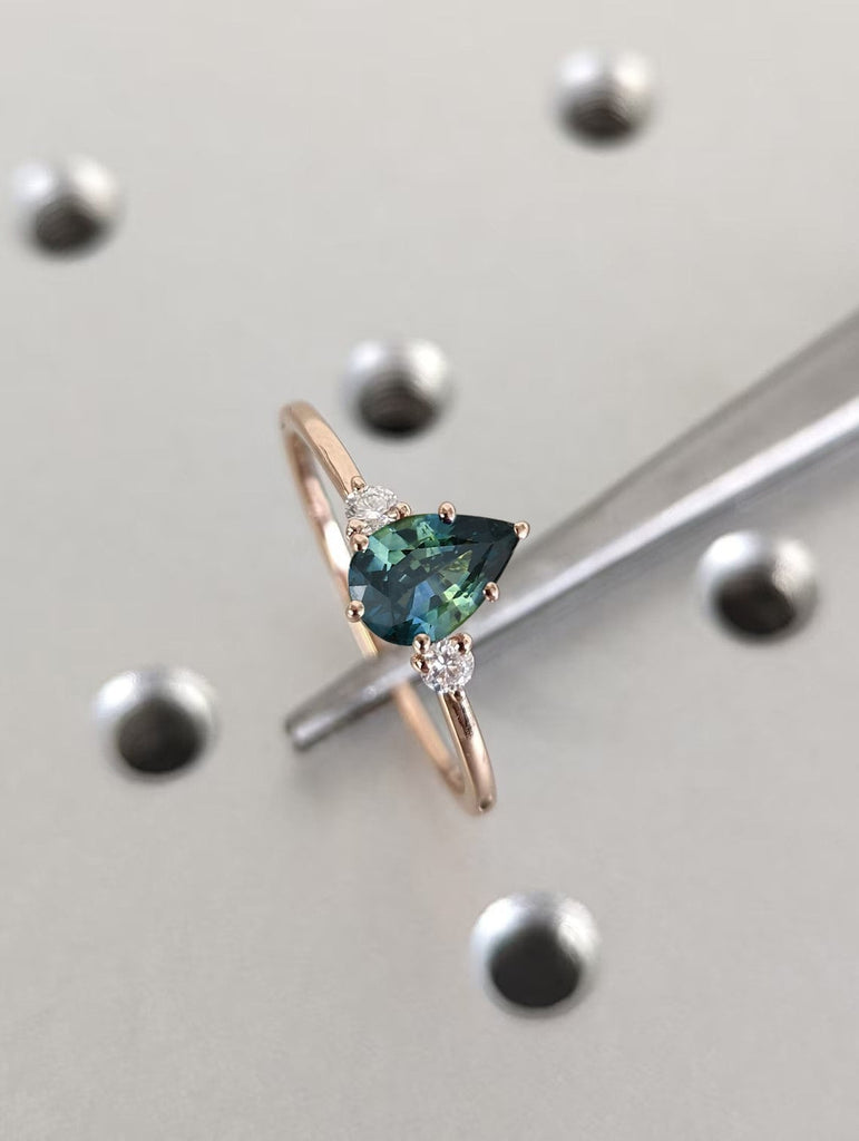 Peacock Sapphire Rose Gold Women Wedding Anniversary Ring | Timeless 3 Stone Teal Sapphire and Moissanite Promise Ring for Her | Unique Gift