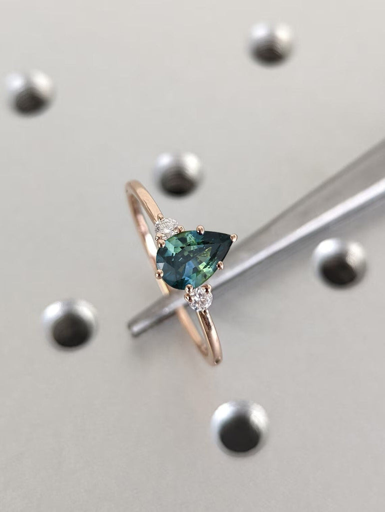 Montana Sapphire Gold Ring, Pear Cut Natural Sapphire Ring, Accent Diamonds/Moissanites, Vintage Blue Green Teal Peacock Sapphire Engagement