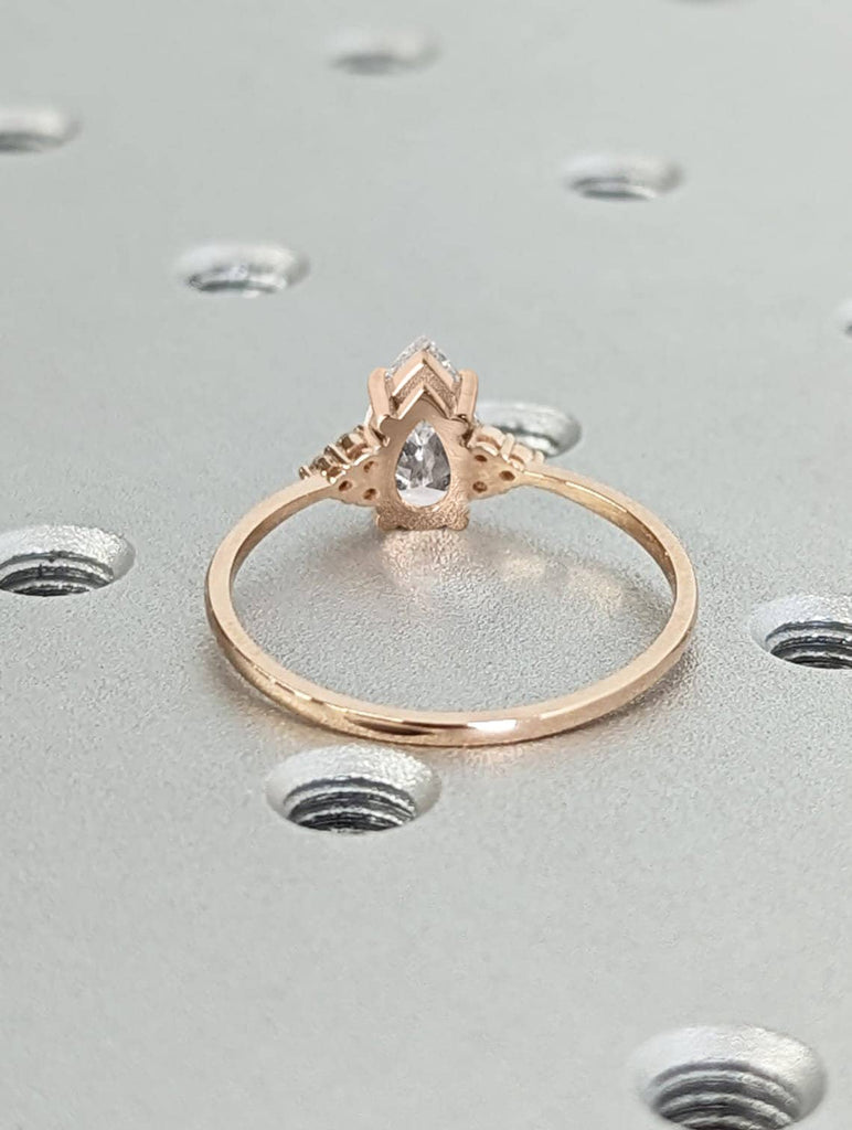 Dainty Rose Gold Women Wedding Band