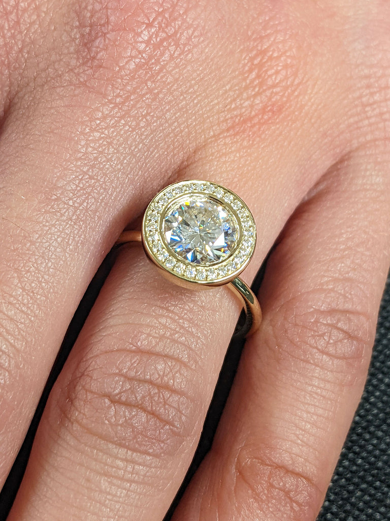 Vintage Inspired Round Bezel Set Lab Grown Diamond Moissanite Halo Women Wedding Ring 14K 18K Yellow Gold Dainty