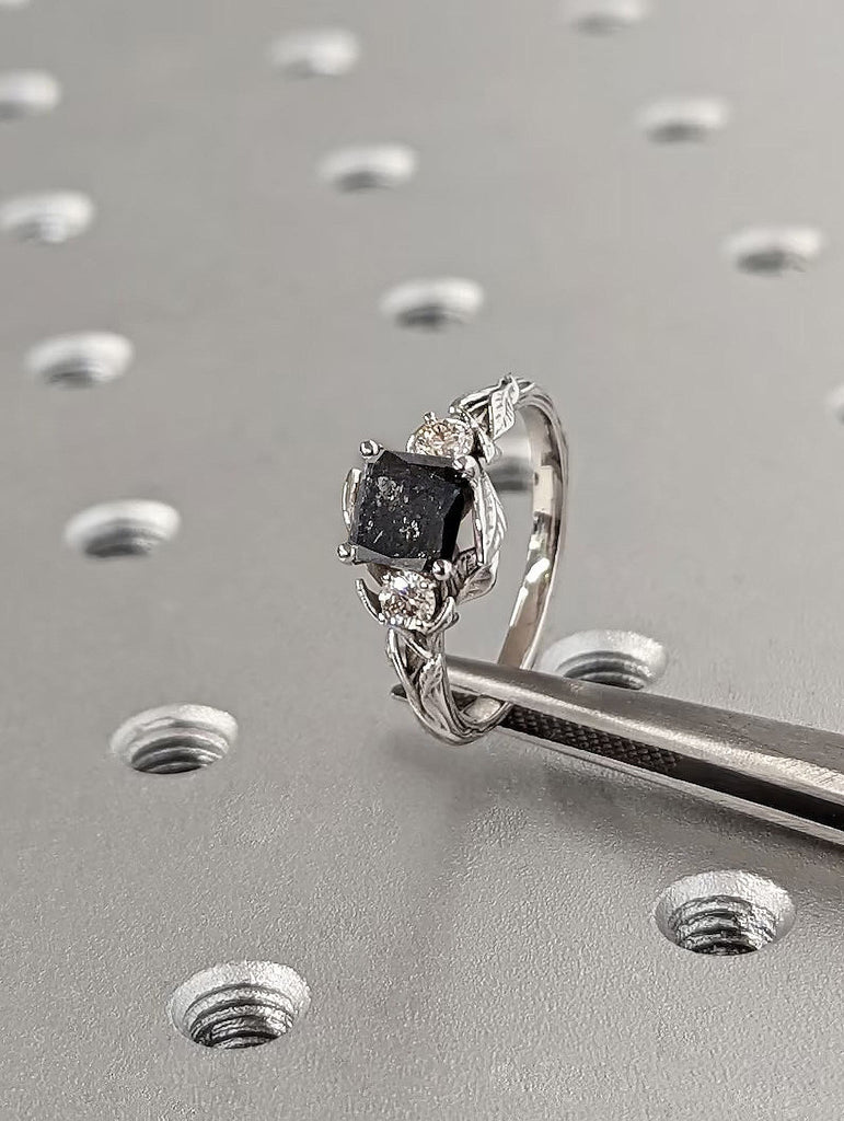 1ct Princess cut Salt and Pepper Diamond 14K White Gold Vintage Leaves Motif Promise Ring
