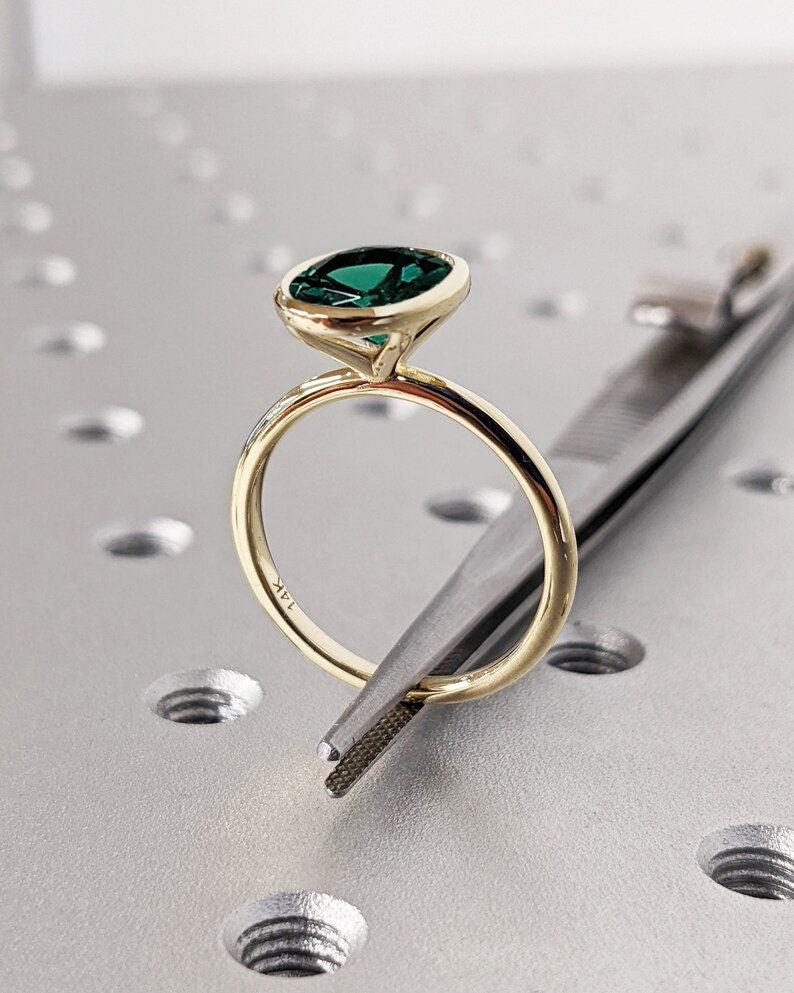 Unique May Birthstone Ring, Round Cut Emerald Engagement Ring, Bezel Set Emerald Anniversary Ring For Women, Vintage Solitaire Promise Ring