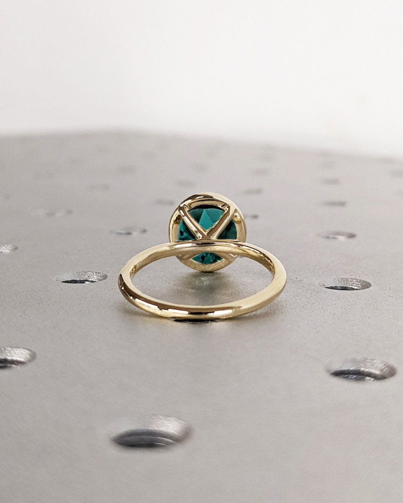 Unique May Birthstone Ring, Round Cut Emerald Engagement Ring, Bezel Set Emerald Anniversary Ring For Women, Vintage Solitaire Promise Ring