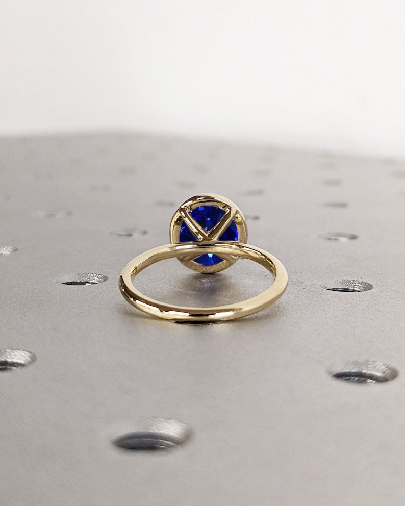 Art Deco Blue Sapphire Engagement Ring For Her - Vintage Sapphire Promise Ring - Solid Gold - September Birthstone - Bezel Set - Minimalist