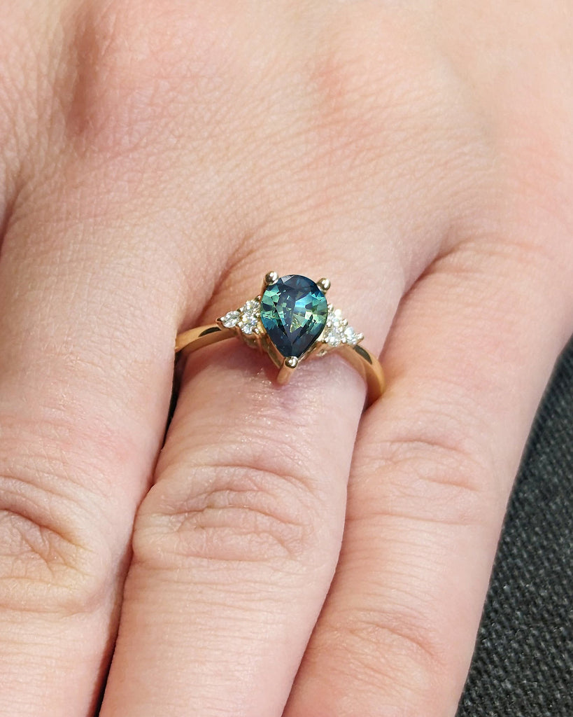 Teal Peacock Sapphire Moissanite Cluster Yellow Gold Art Deco Proposal Anniversary Ring for Her Alternative Bridal Jewelry