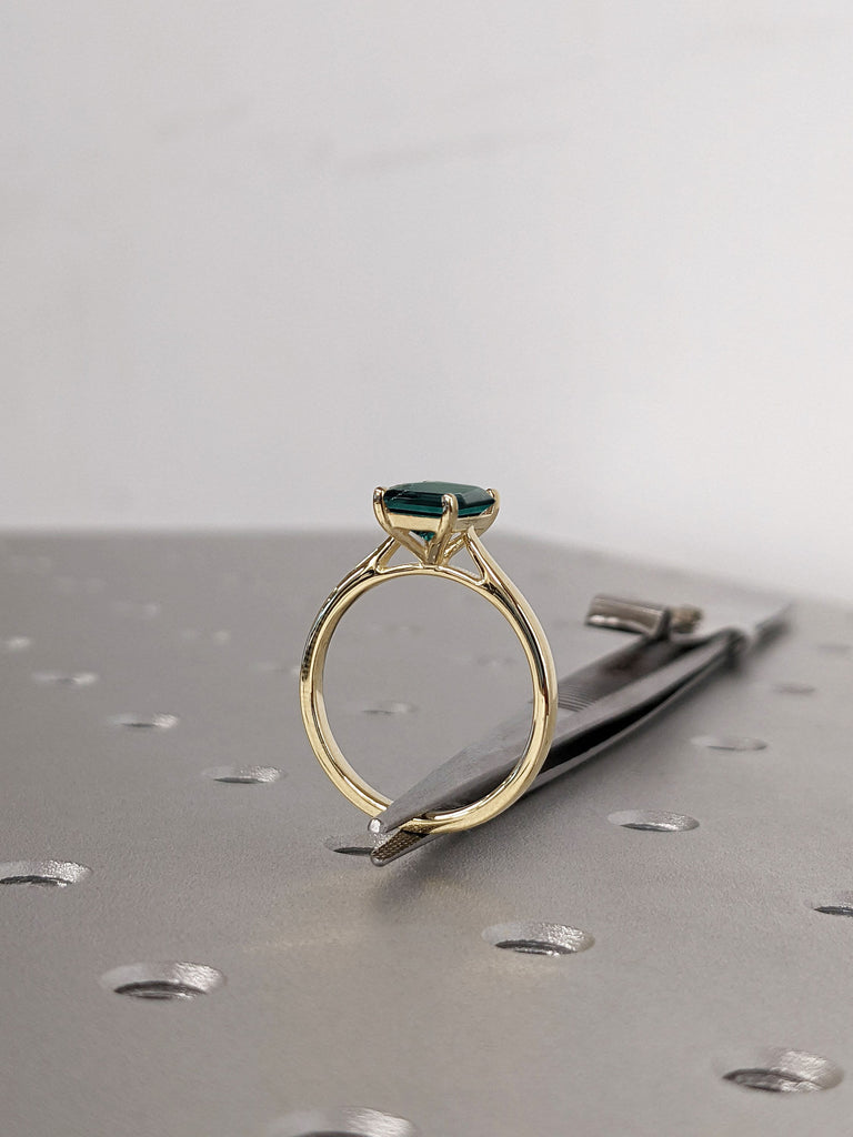 Minimalist Lab Created Emerald High Setting Solitaire Wedding Anniversary Ring for Her