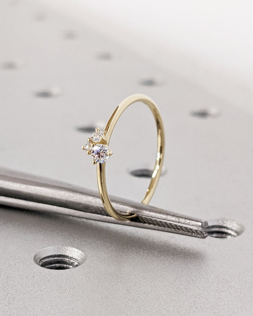 Diamond Engagement Ring, Minimalist Engagement Ring, Promise Ring for Her, Dainty Engagement Ring, Small Diamond Ring, Moissanite Options