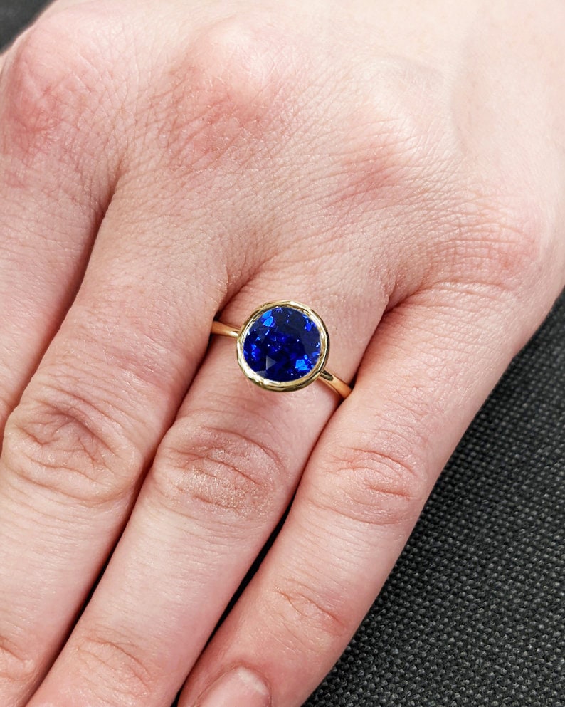 Art Deco Blue Sapphire Engagement Ring For Her - Vintage Sapphire Promise Ring - Solid Gold - September Birthstone - Bezel Set - Minimalist