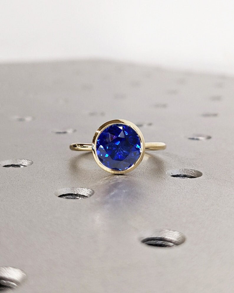 Art Deco Blue Sapphire Engagement Ring For Her - Vintage Sapphire Promise Ring - Solid Gold - September Birthstone - Bezel Set - Minimalist