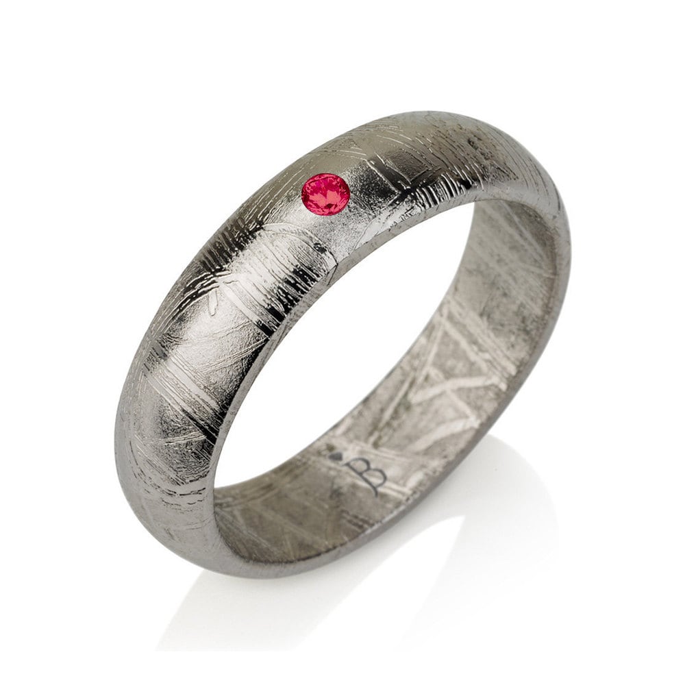 Ruby Meteor Ring 'Root of Happiness' - Meteorite Ring - Meteorite Ring - Meteorite Band - Meteorite Ring - Gibeon Meteorite